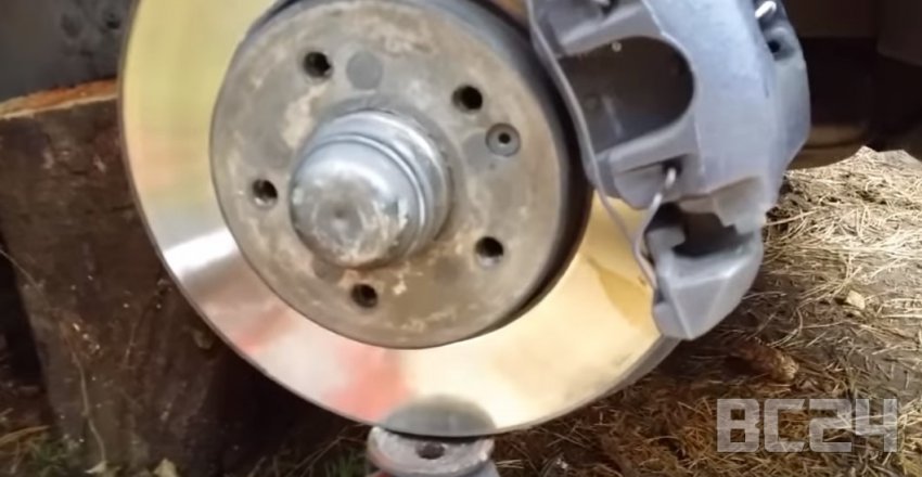 Как поменять амортизаторы своими руками - инструкции и видео