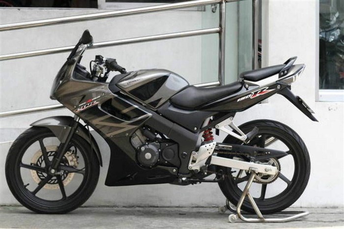 Продам Мотоцикл Хонда Голд Винг 1800 © Вопросы по доставке Продам Мотоцикл Хонда Голд Винг 1800 © Вопросы по доставке