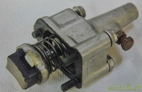 Как Проверить Натяжку Цепи на Кроссовом Мотоцикле • Модификации мотоцикла Как Проверить Натяжку Цепи на Кроссовом Мотоцикле • Модификации мотоцикла