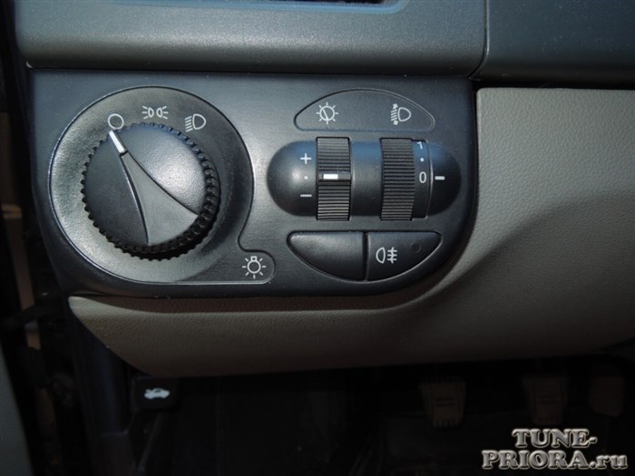 Не Горит Ближний Свет на Лада Ларгус – Замена фары Не Горит Ближний Свет на Лада Ларгус – Замена фары