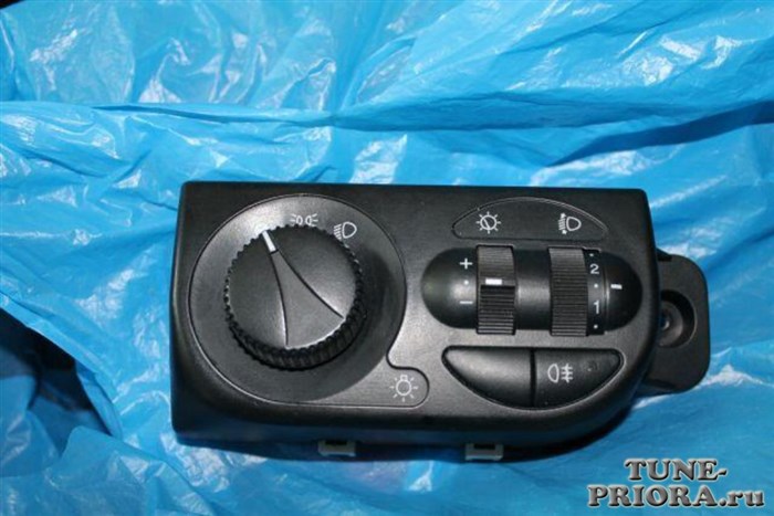 Не Горит Ближний Свет на Лада Ларгус – Замена фары Не Горит Ближний Свет на Лада Ларгус – Замена фары