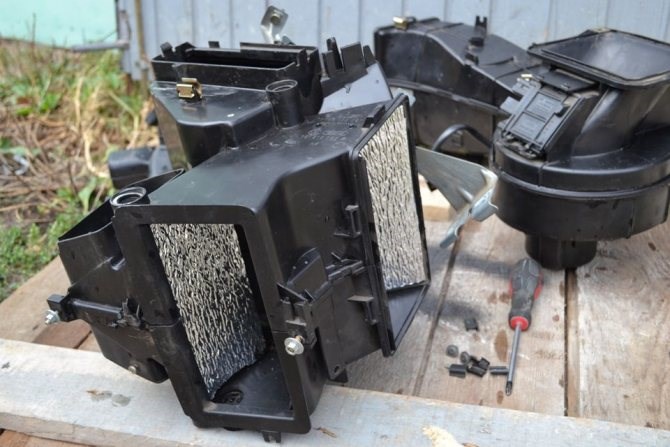 Не Горят Задние Габариты Ауди 80 б4 • Неисправности и их устранение Не Горят Задние Габариты Ауди 80 б4 • Неисправности и их устранение