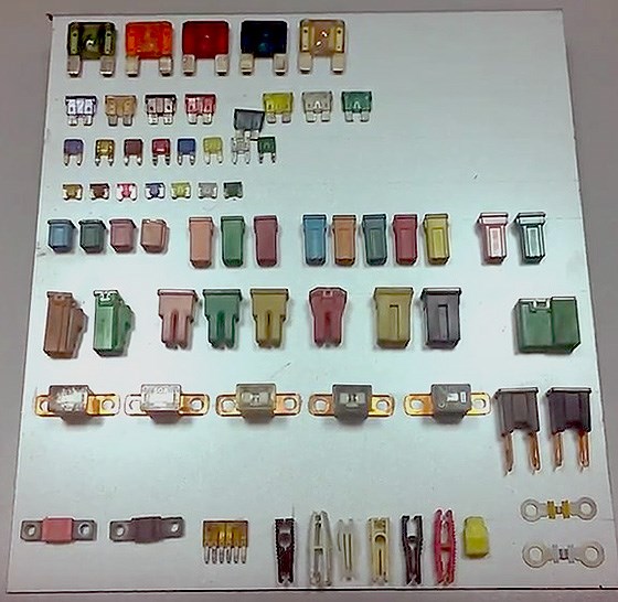 От Чего Горят Предохранители на Авто. Проверка мультиметром От Чего Горят Предохранители на Авто. Проверка мультиметром