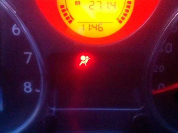 Почему Горят Лампочки на Шкода Октавия • Неполадки с фильтром Почему Горят Лампочки на Шкода Октавия • Неполадки с фильтром