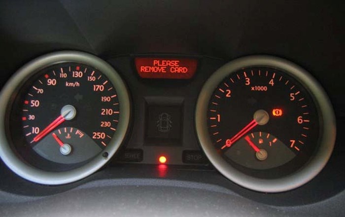 Check Speed Limiter Рено Меган 3 Дизель. Местонахождение vin-кода Check Speed Limiter Рено Меган 3 Дизель. Местонахождение vin-кода