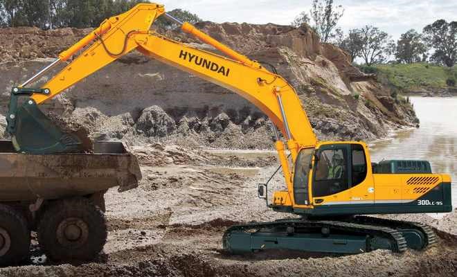 Ошибка на Экскаваторе Хундай Comm Error – Hyundai r 320lc-7а